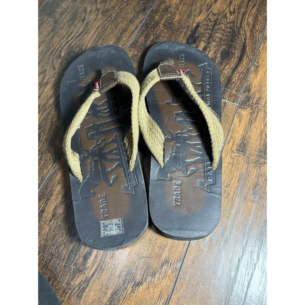 Levi's Men's Two Horse Casual Flip Flop Sandals Size 10 Brown Khaki Thong - Picture 3 of 6